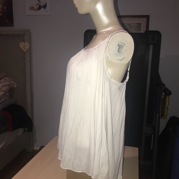 Flowy top - Picture 2 of 3